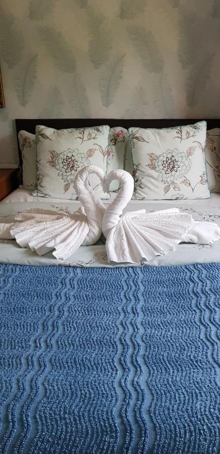 Enjoy Your Stay At Chorley Road Droitwich Exteriör bild