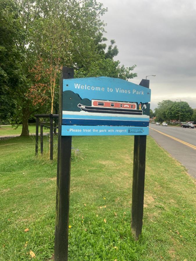 Enjoy Your Stay At Chorley Road Droitwich Exteriör bild