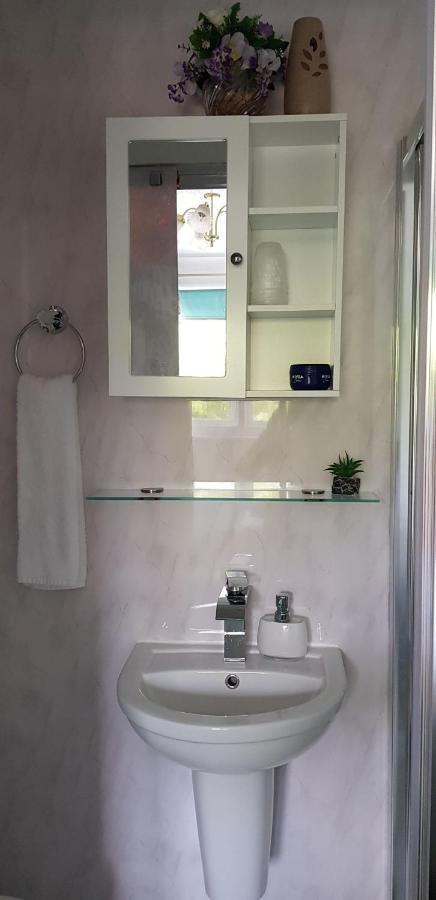 Enjoy Your Stay At Chorley Road Droitwich Exteriör bild
