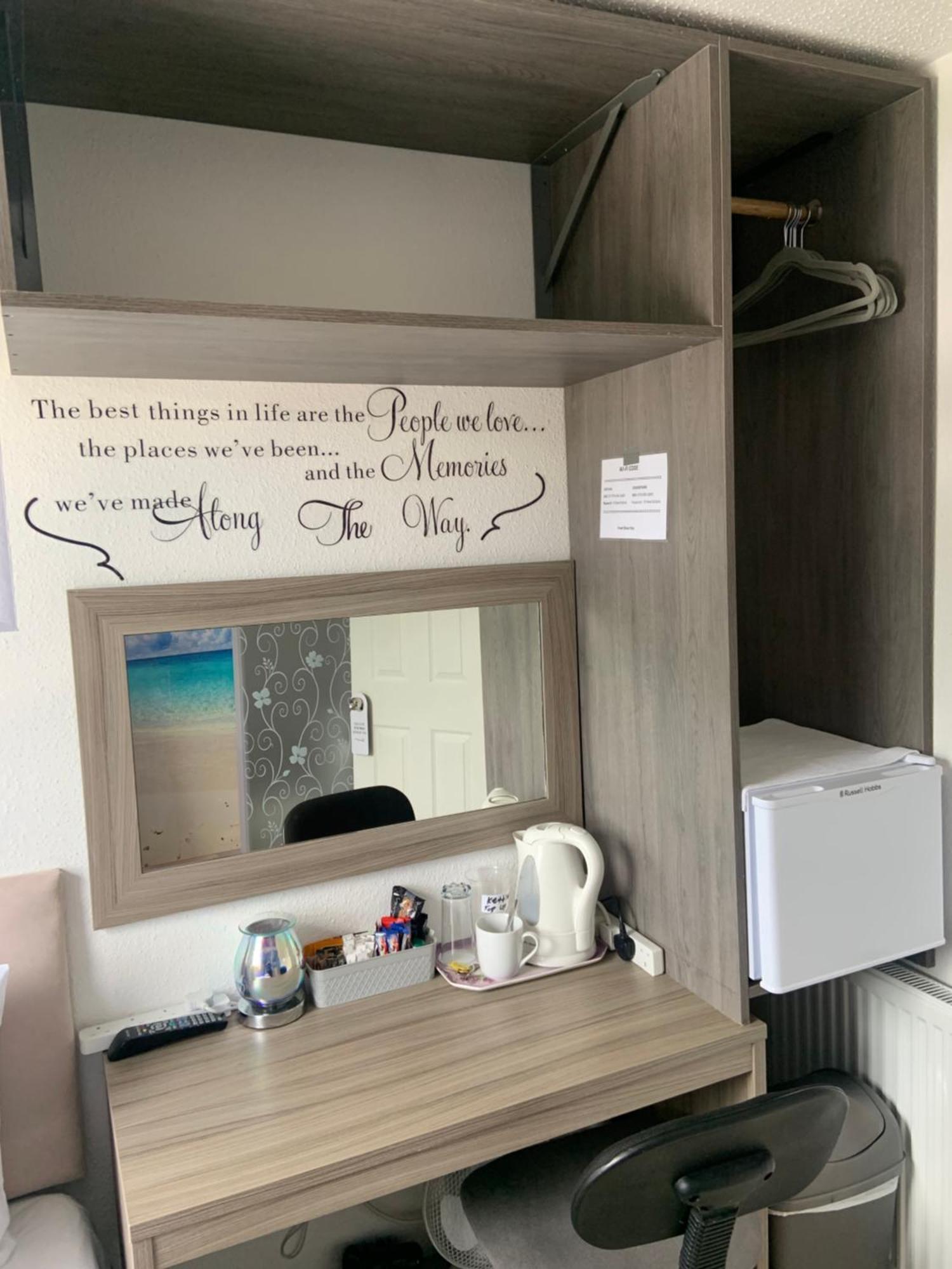 Enjoy Your Stay At Chorley Road Droitwich Exteriör bild