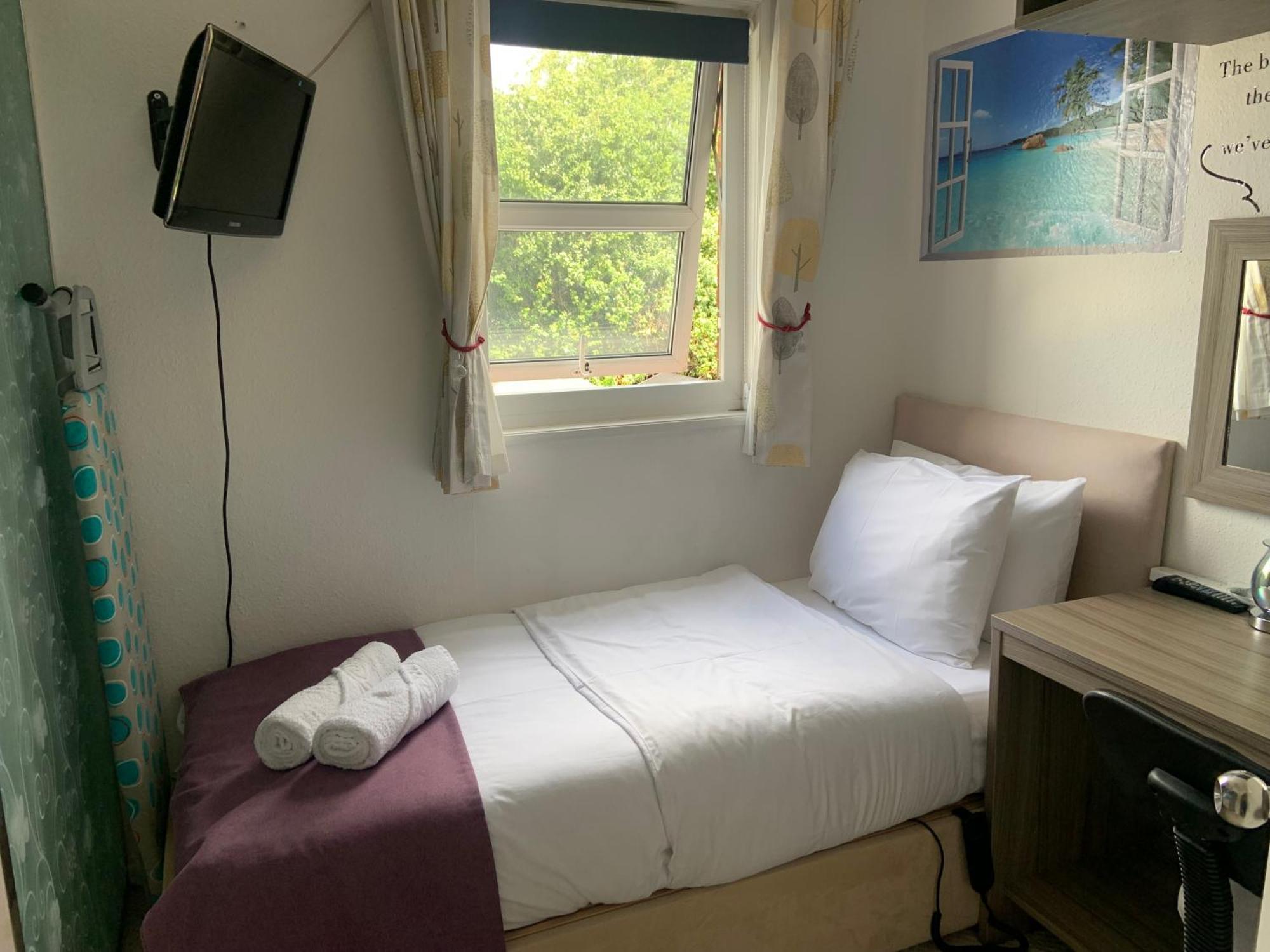 Enjoy Your Stay At Chorley Road Droitwich Exteriör bild