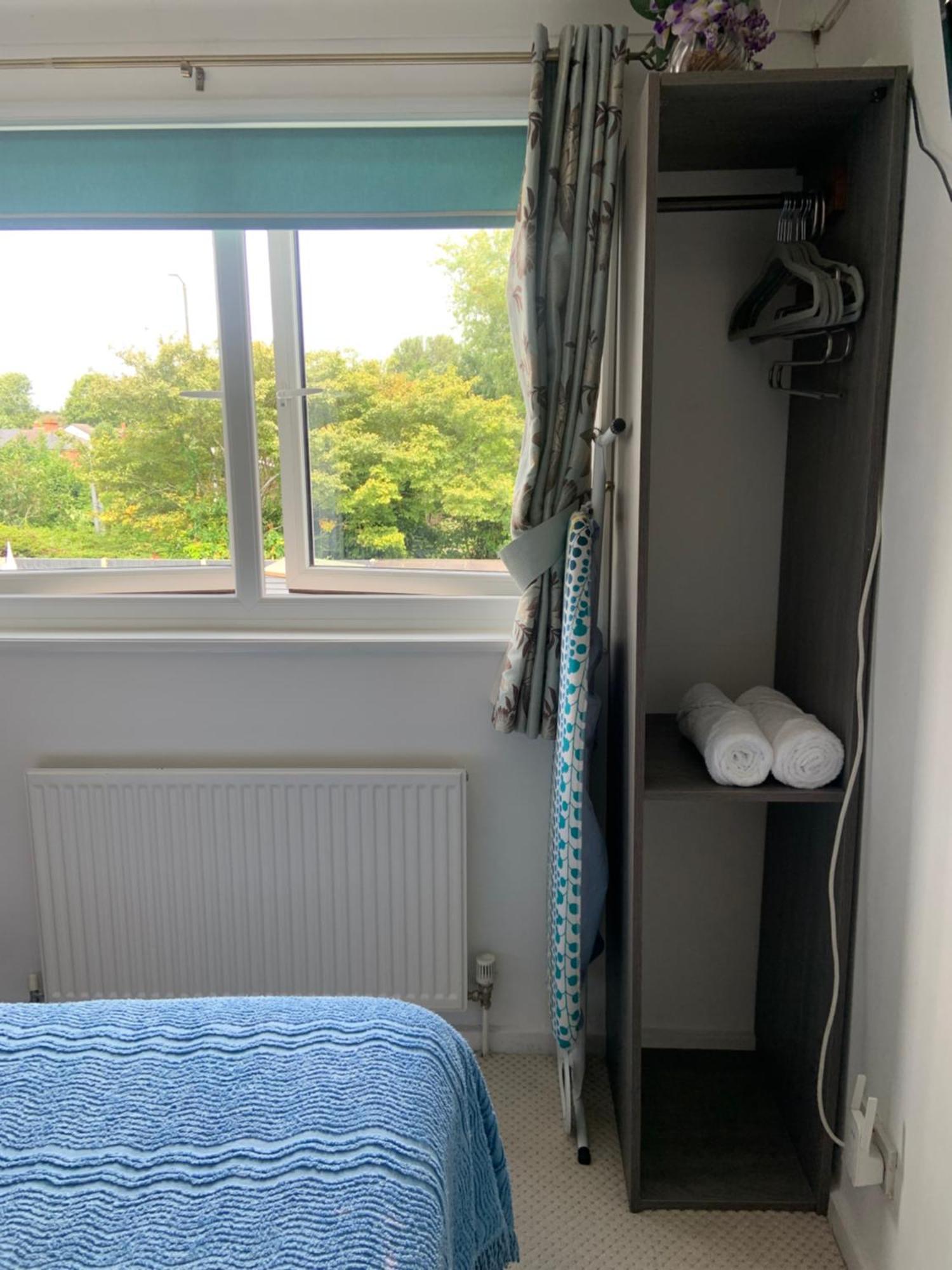Enjoy Your Stay At Chorley Road Droitwich Exteriör bild