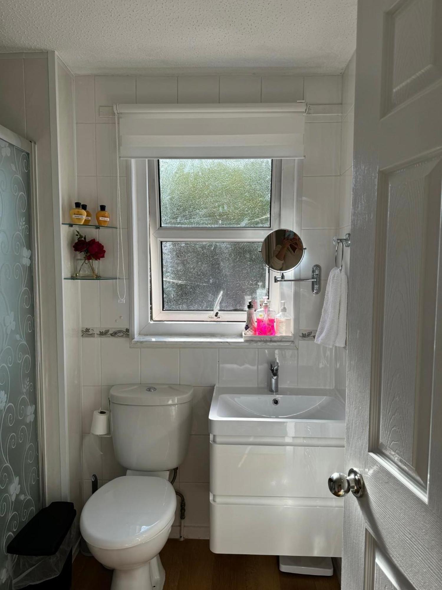 Enjoy Your Stay At Chorley Road Droitwich Exteriör bild